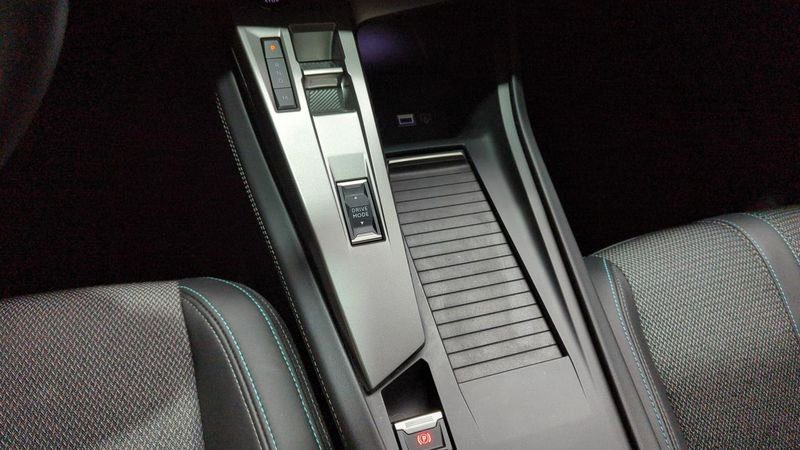 Peugeot 308 Bluehdi 130ch s&s eat8 allure