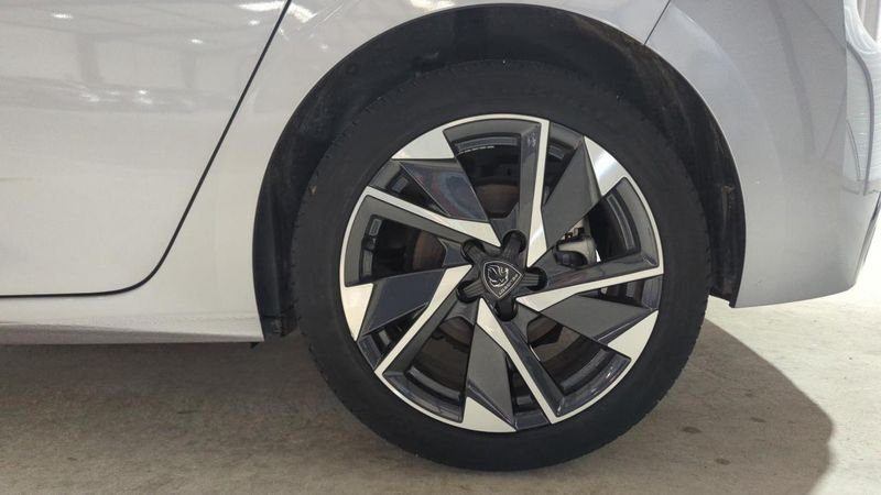 Peugeot 308 Bluehdi 130ch s&s eat8 allure