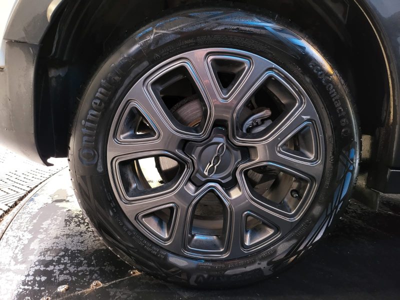 FIAT 500X 1.0 TURBO 120 CH EDITION 120TH / TOIT OUVRANT / ATTELAGE / CAMERA DE RECUL / RADAR AV AR /