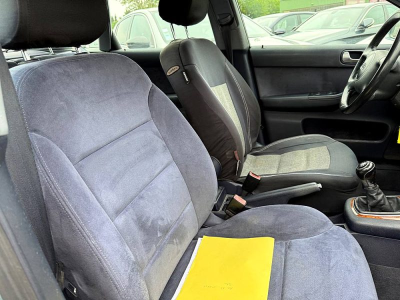 AUDI A3 1.6iI 102CH PHASE 2 GARANTIE 