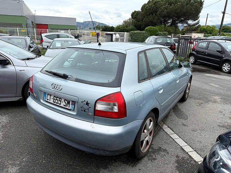 AUDI A3 1.6iI 102CH PHASE 2 GARANTIE 
