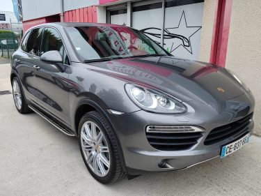 PORSCHE CAYENNE S HYBRID 2012