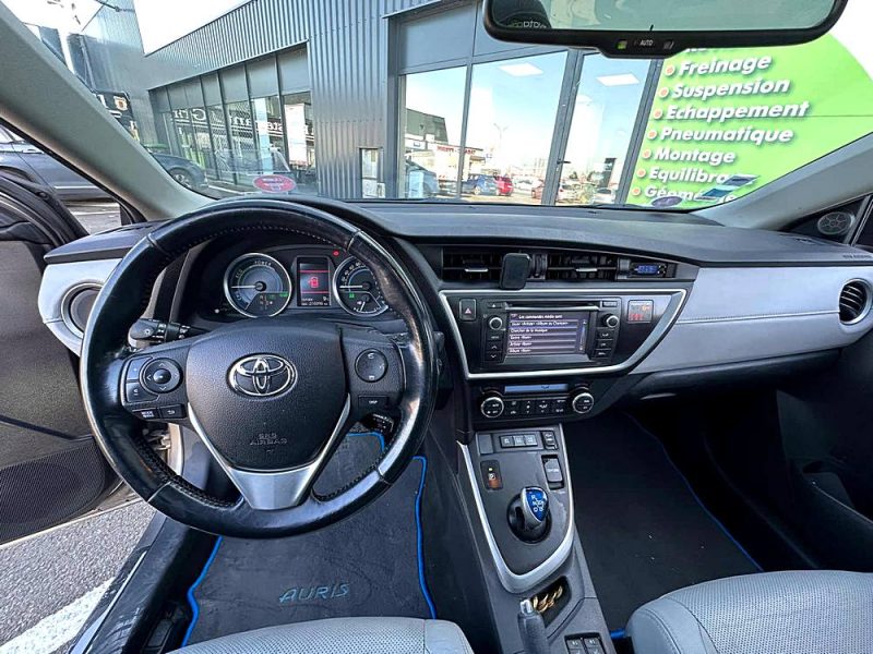 TOYOTA AURIS 2013