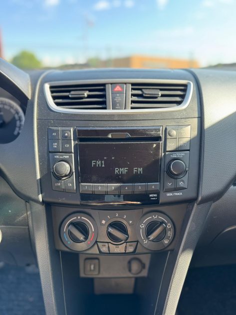 Suzuki Swift 1.3 VVT 92CV / Moteur à chaine / Première Main / Révisée 