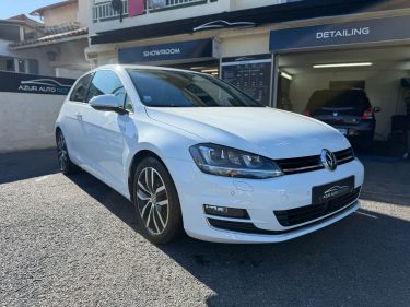 VOLKSWAGEN GOLF 2016