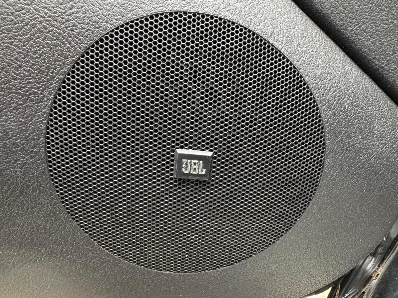 PEUGEOT 407 3.0L V6 241CV BVA 