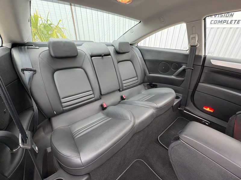 PEUGEOT 407 3.0L V6 241CV BVA 