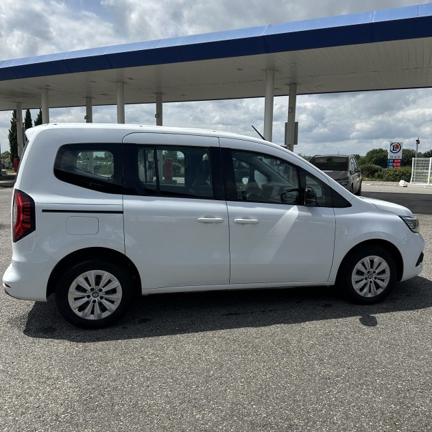 RENAULT KANGOO 1.5 BLUE DCI 95 CV ZEN GARANTIE 12 MOIS