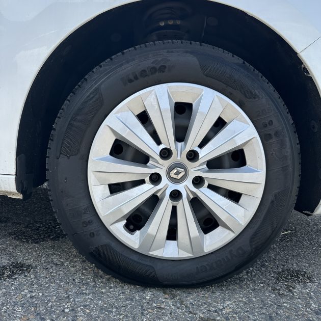 RENAULT KANGOO 1.5 BLUE DCI 95 CV ZEN GARANTIE 12 MOIS