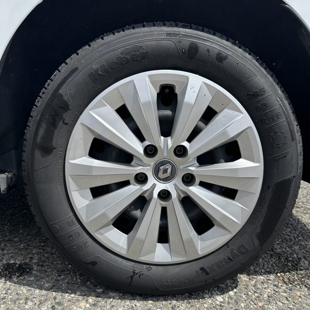 RENAULT KANGOO 1.5 BLUE DCI 95 CV ZEN GARANTIE 12 MOIS