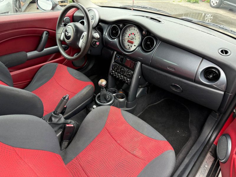 MINI MINI 2003