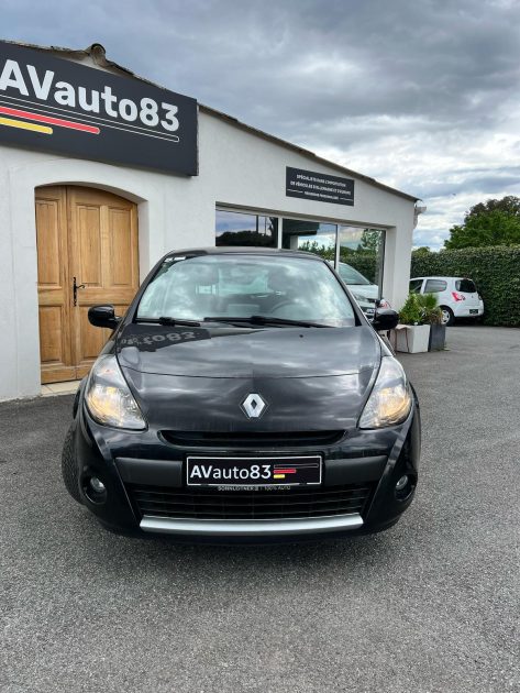 RENAULT  CLIO 3 1.2 LEV 75CV TOMTOM / Distribution Neuve / CT OK / Révisée 
