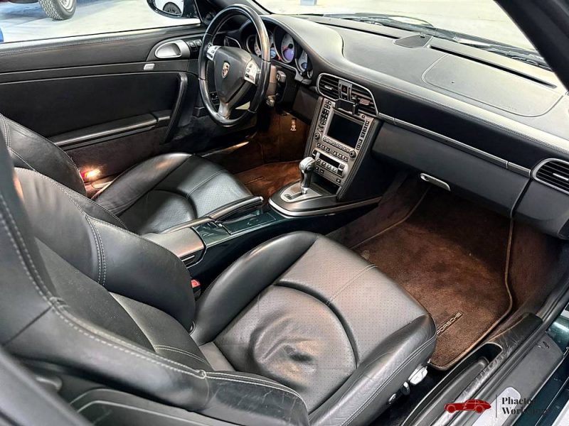 Porsche 911 (997.1) Targa 4S – 355 ch Tiptronic S | Vert Néphrite | Historique Complet Porsche