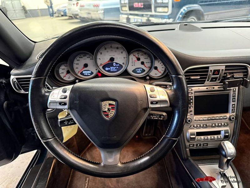 Porsche 911 (997.1) Targa 4S – 355 ch Tiptronic S | Vert Néphrite | Historique Complet Porsche