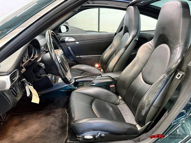 Porsche 911 (997.1) Targa 4S – 355 ch Tiptronic S | Vert Néphrite | Historique Complet Porsche