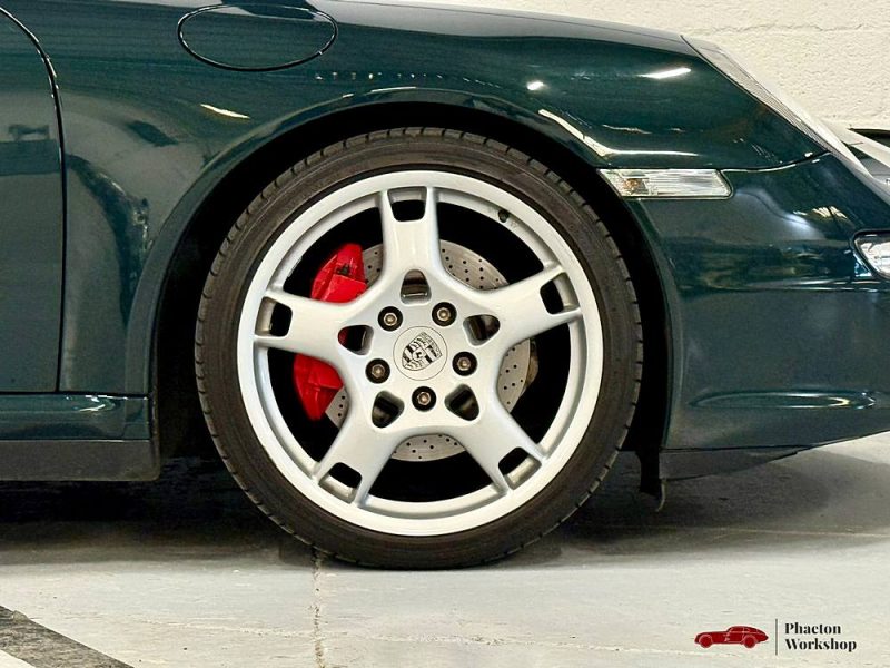 Porsche 911 (997.1) Targa 4S – 355 ch Tiptronic S | Vert Néphrite | Historique Complet Porsche