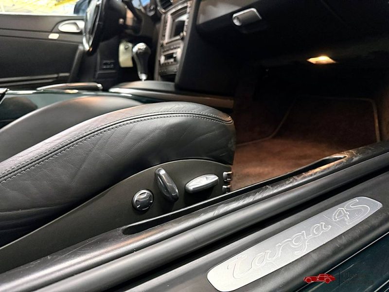 Porsche 911 (997.1) Targa 4S – 355 ch Tiptronic S | Vert Néphrite | Historique Complet Porsche