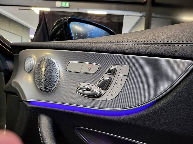 MERCEDES CLASSE E COUPE 220 D 194cv AMG LINE / TOIT OUVRANT / SIEGES ELECTRIQUES A MEMOIRE