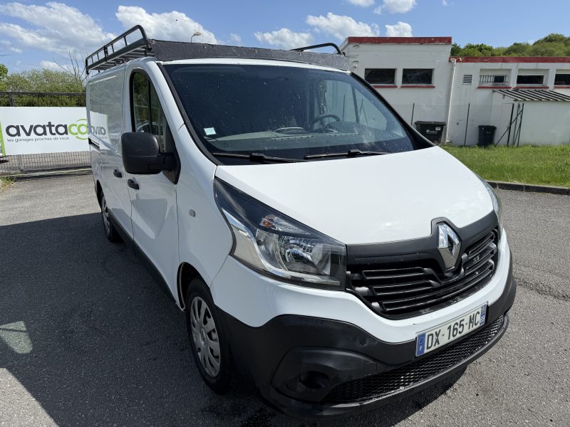 RENAULT TRAFIC 2015