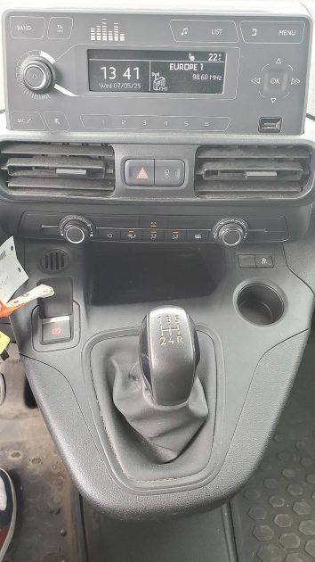 PEUGEOT PARTNER 1.5 bHDI 100 RADAR AV/AR CAMERA