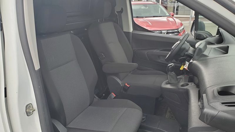 PEUGEOT PARTNER 1.5 bHDI 100 RADAR AV/AR CAMERA