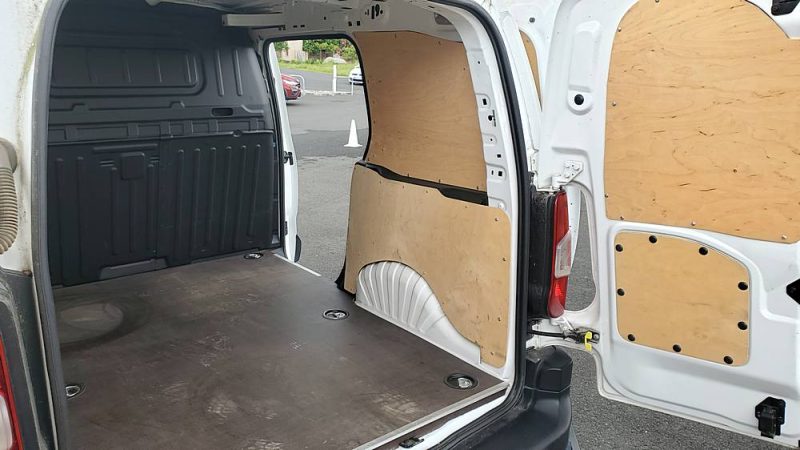 PEUGEOT PARTNER 1.5 bHDI 100  RADAR AV/AR CAMERA RECUL