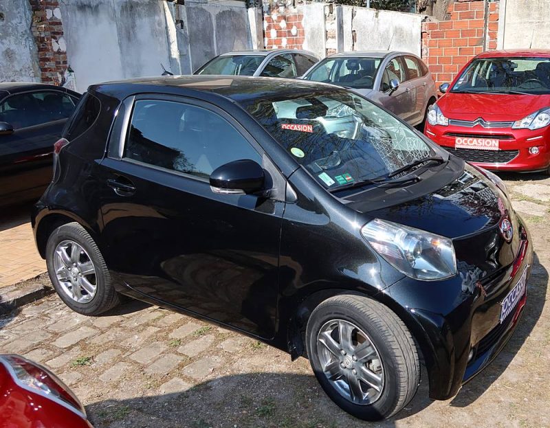 TOYOTA IQ 1ST 2010