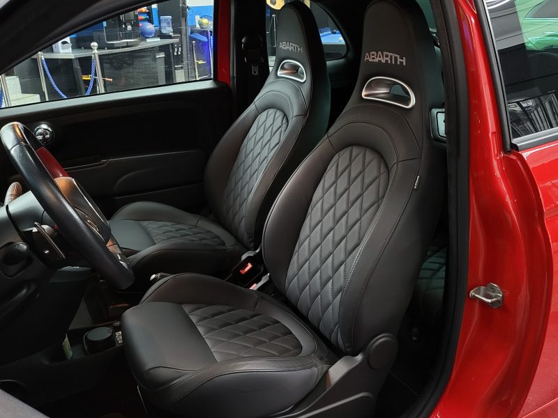 FIAT 500 ABARTH 1.4 T-Jet 180cv 695 Tributo Ferrari Dualogic