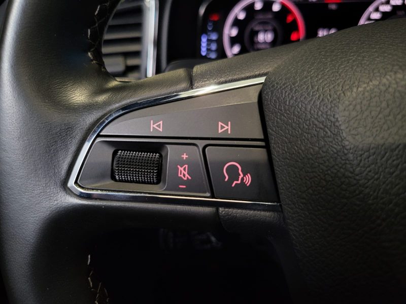 SEAT ATECA 1.5 TSI 150cv XCELLENCE / SUIVI SEAT / TOIT OUVRANT / CAMERA 360° / CARPLAY / SIEGES CHAU