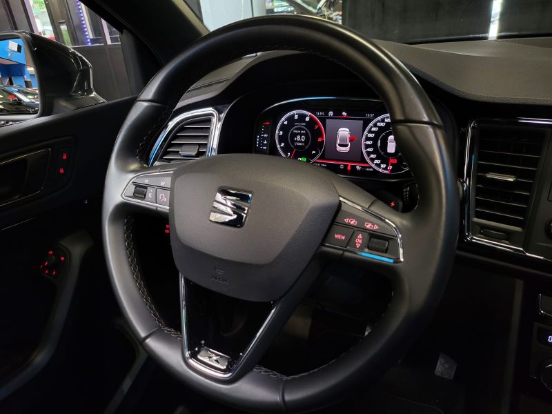 SEAT ATECA 1.5 TSI 150cv XCELLENCE / SUIVI SEAT / TOIT OUVRANT / CAMERA 360° / CARPLAY / SIEGES CHAU