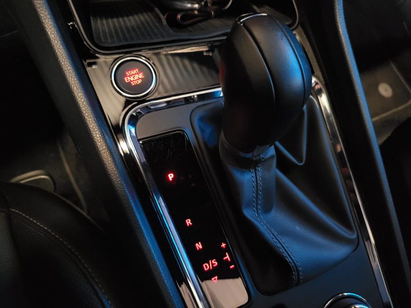 SEAT ATECA 1.5 TSI 150cv XCELLENCE / SUIVI SEAT / TOIT OUVRANT / CAMERA 360° / CARPLAY / SIEGES CHAU