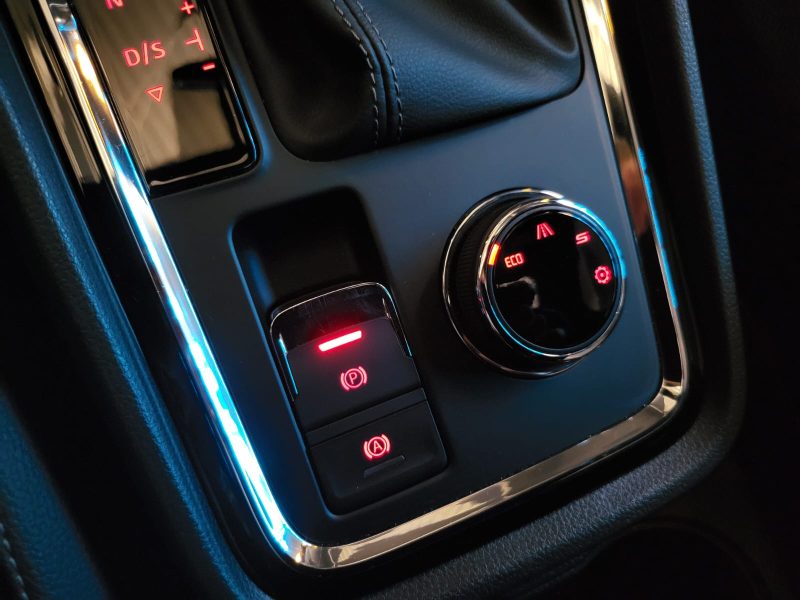 SEAT ATECA 1.5 TSI 150cv XCELLENCE / SUIVI SEAT / TOIT OUVRANT / CAMERA 360° / CARPLAY / SIEGES CHAU