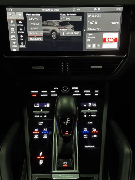 PORSCHE CAYENNE E-HYBRID 2020