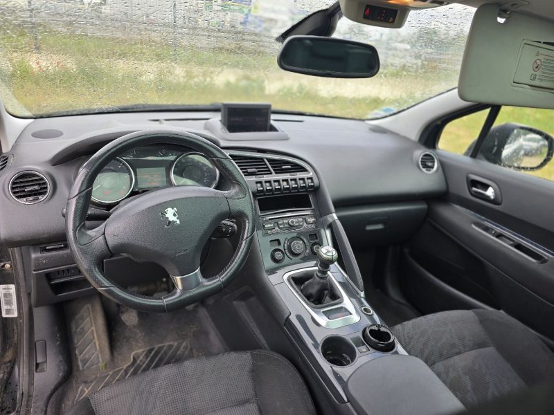 PEUGEOT 3008 2010 1.6 hdi 110ch