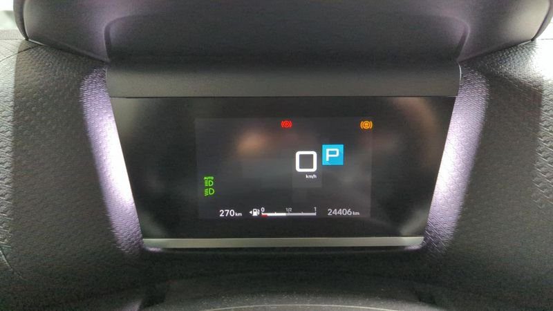 Citroën C4 Puretech 130 eat8 max + camera 360 + toit pano