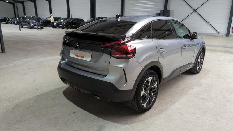 Citroën C4 Puretech 130 eat8 max + camera 360 + toit pano