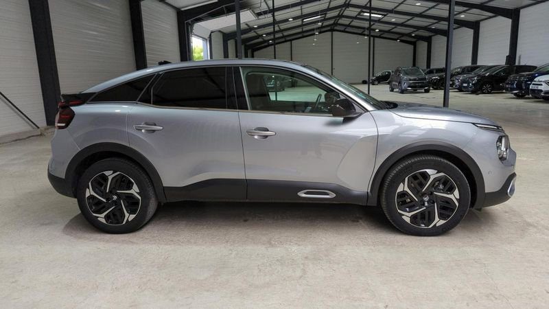 Citroën C4 Puretech 130 eat8 max + camera 360 + toit pano