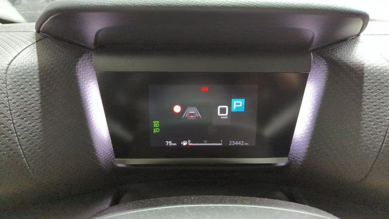 Citroën C4 Puretech 130 eat8 max + camera 360 + toit pano