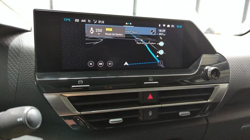 Citroën C4 Puretech 130 eat8 max + camera 360 + toit pano