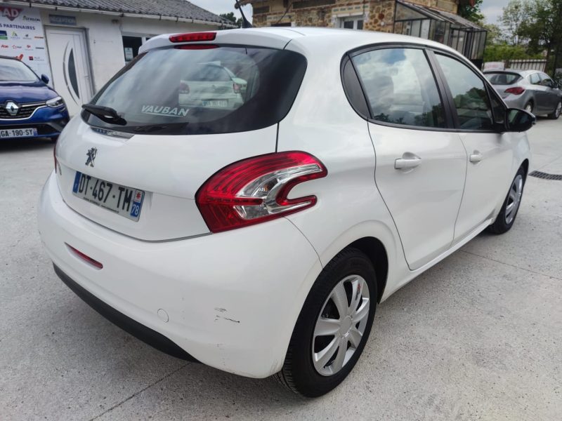 PEUGEOT 208 Like 1.4 HDi 68ch BVM5
