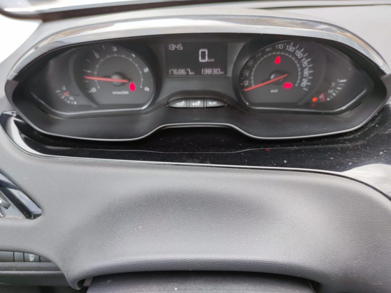 PEUGEOT 208 Like 1.4 HDi 68ch BVM5