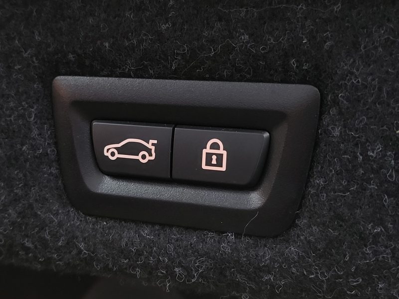 BMW SERIE 5 (G30) Hybrid 545e 394cv M-Sport xDrive Steptronic8 1ère Main