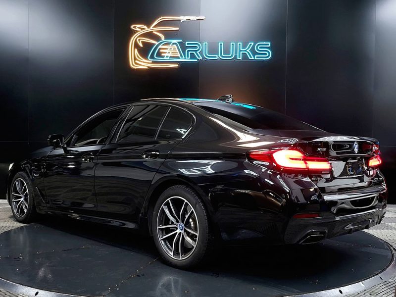 BMW SERIE 5 (G30) Hybrid 545e 394cv M-Sport xDrive Steptronic8 1ère Main