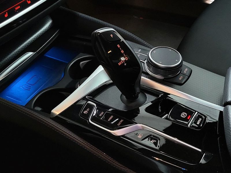 BMW SERIE 5 (G30) Hybrid 545e 394cv M-Sport xDrive Steptronic8 1ère Main