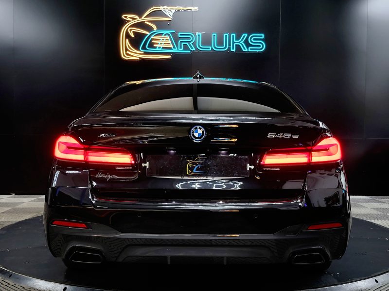 BMW SERIE 5 (G30) Hybrid 545e 394cv M-Sport xDrive Steptronic8 1ère Main