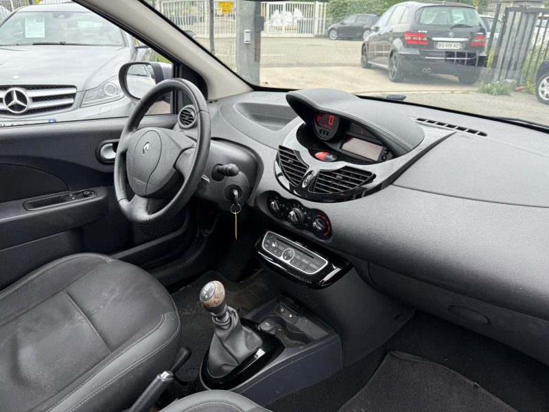 RENAULT TWINGO 2011