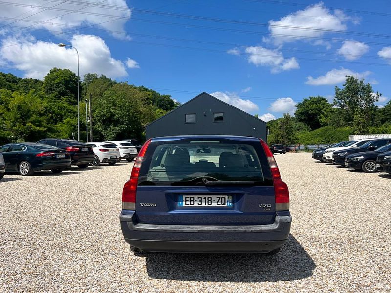 VOLVO V70 2004
