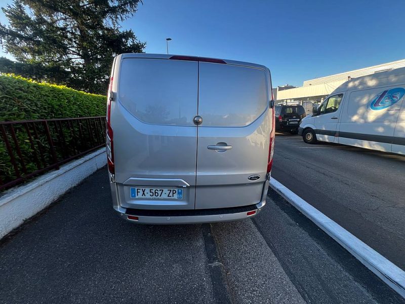 FORD TRANSIT CUSTOM LIMITED 2.0 EcoBlue 170 ch 6 pl TVA REC