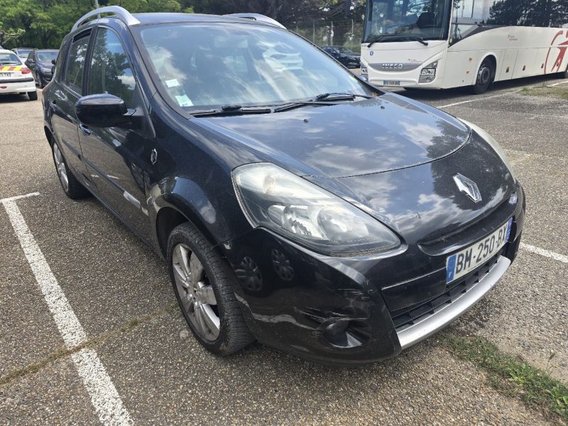 RENAULT CLIO ESTATE 1.5 DCI 90CH XV DE FRANCE