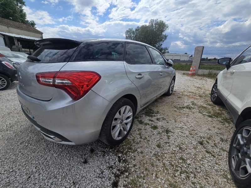 CITROEN DS5 1.6 HDI 110CH